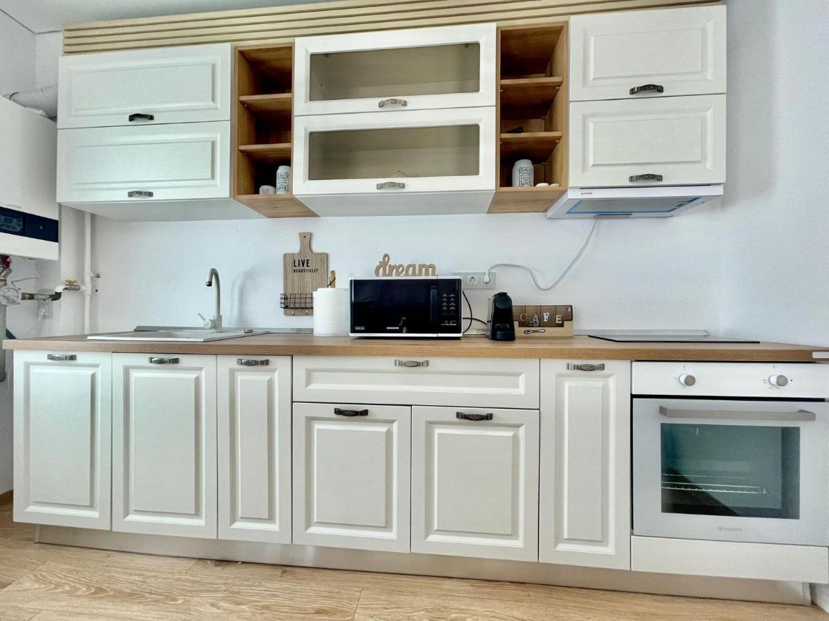 Residence Odaile #1 Otopeni Esterno foto