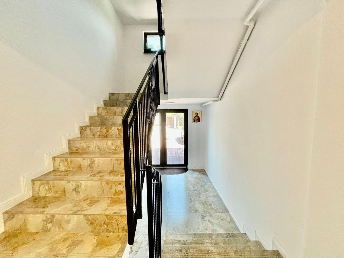 Residence Odaile #1 Otopeni Esterno foto